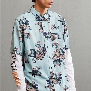 UO Tiger foliage short sleeve button-down